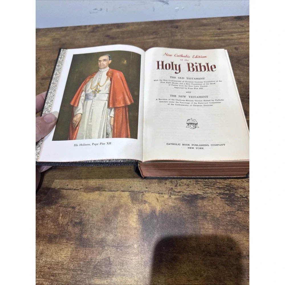 Holy Bible New Catholic Edition 1954 Illustrated Hardcover USA Printed